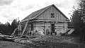 Alakoulurakennus rakenteilla vuonna 1930